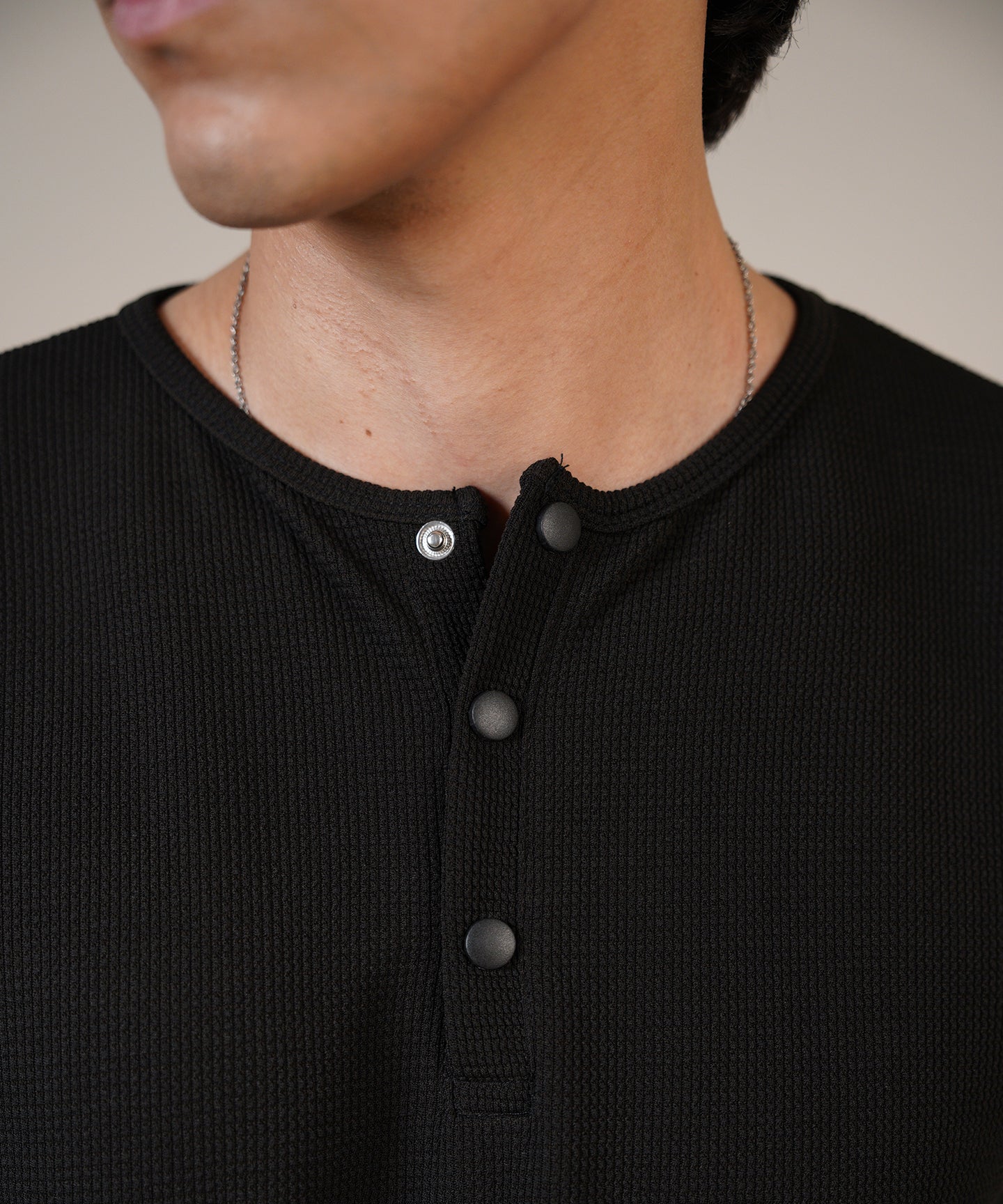 The Obsidian Henley