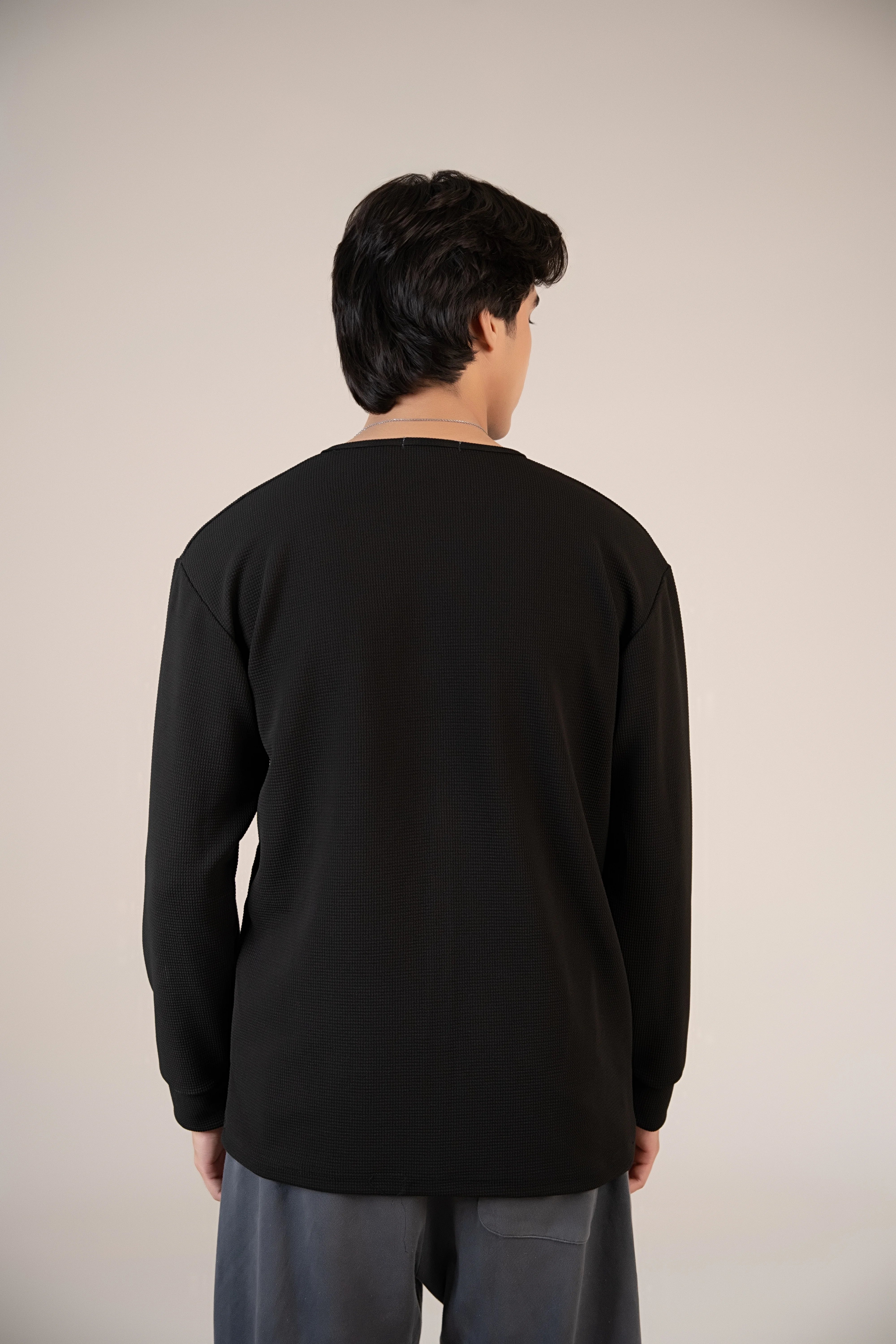 The Obsidian Henley